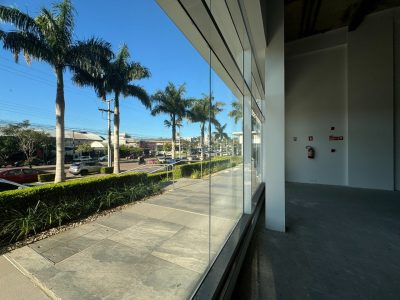 Loja no Hom Nilo | 316,29m² | Chácara das Pedras para Alugar