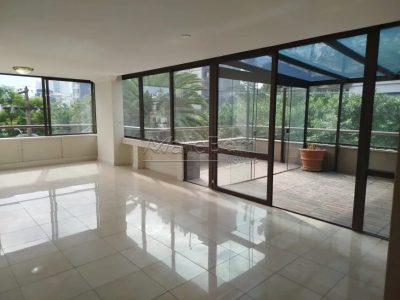 Apartamento Garden de 174m² com 3 dormitórios no bairro Mont' Serrat para Comprar