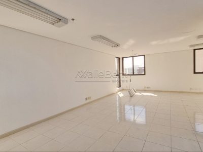 Sala Comercial | 78,41m² | 1 vaga escriturada para Comprar ou Alugar