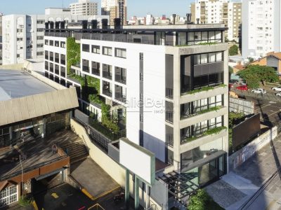 Cobertura com 75m², 1 dormitório, 1 vaga no bairro Menino Deus em Porto Alegre para Comprar