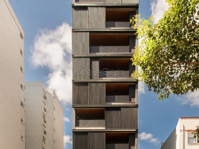 Apartamento com 90m², 2 dormitórios, 2 suítes, 2 vagas no bairro Rio Branco em Porto Alegre para Comprar