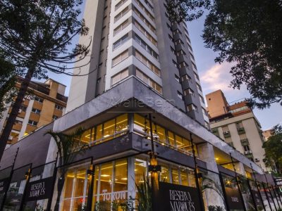 Apartamento com 250m², 3 dormitórios, 3 suítes, 4 vagas no bairro Auxiliadora em Porto Alegre para Comprar